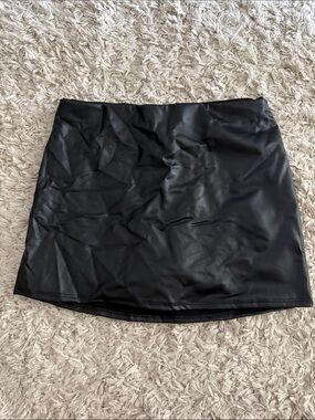 Windsor Black Faux Leather Mini Skirt